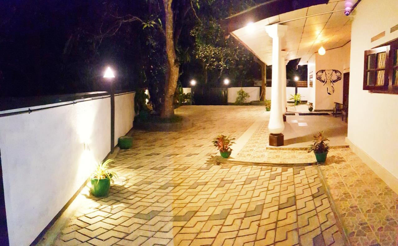 The Village Home Dikwella Ngoại thất bức ảnh